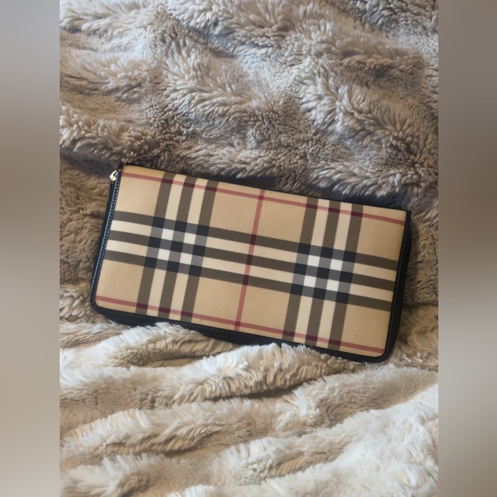 Burberry | Nova Check Leather Long Wallet Organizer Card Holder Women’s